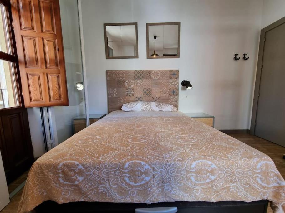 Apartamento Exclusividad A Pie De La Torre De La Catedral Granada Exterior foto